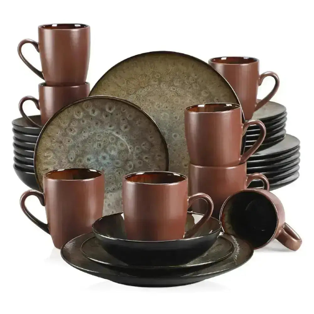 Fullt set med jordnära keramiktallrikar från BRAUN - Servis - 16 delar