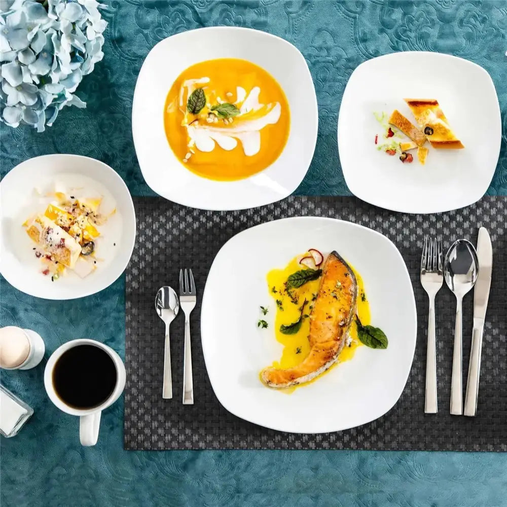 Fullt dukat bord med olika rätter och bestick för ELISA - Servis - 50 delar