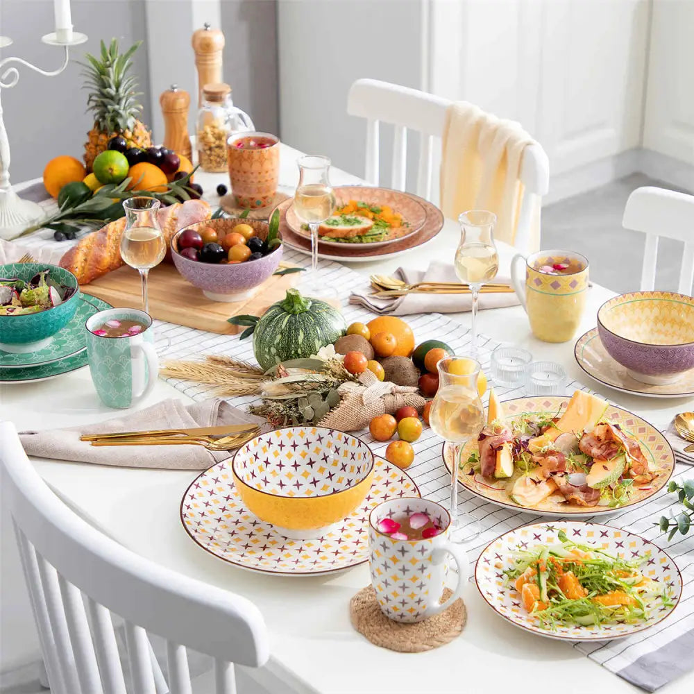 MELISSA Servis 16 delar bord med olika rätter frukt och dekorativt porslin