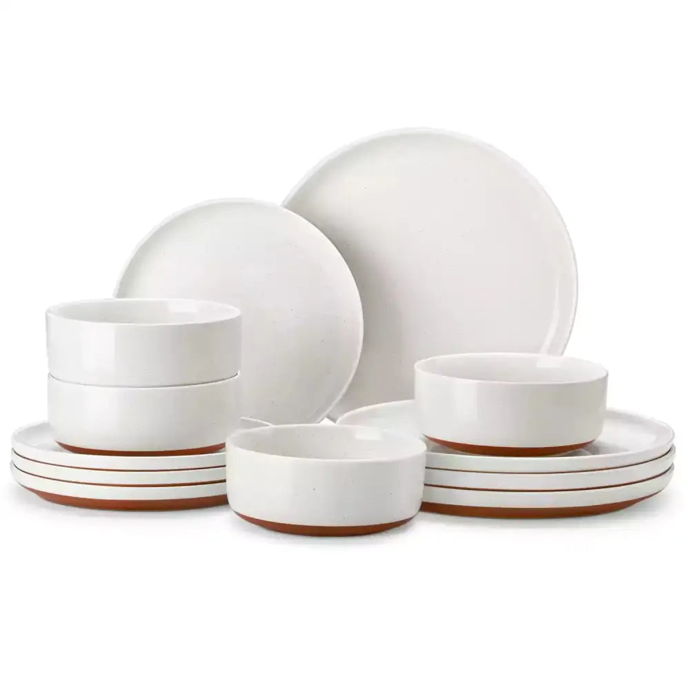 Vit stengodsservis SARA med terrakottafötter, 12 delar perfekt för middagar